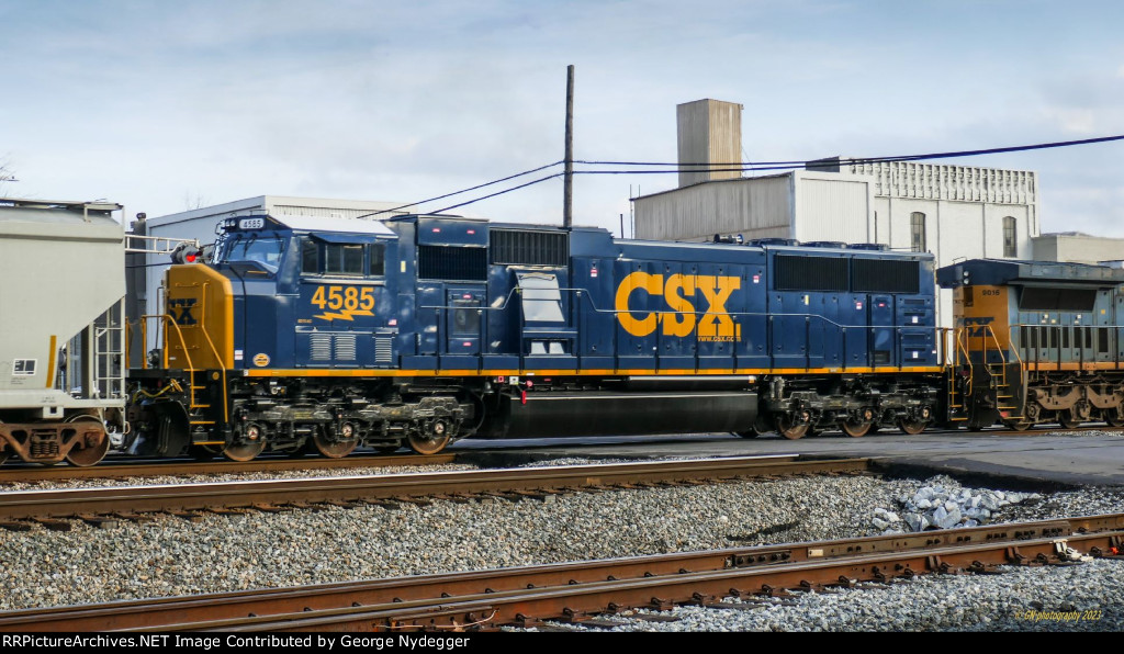 CSX 4585